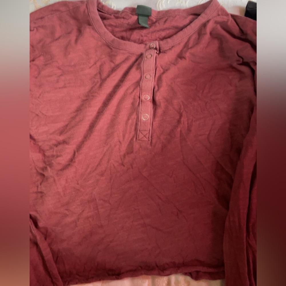 Long sleeve tee